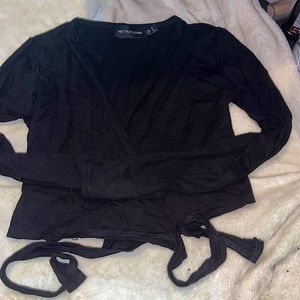 Pretty little thing crossover tie long sleeve